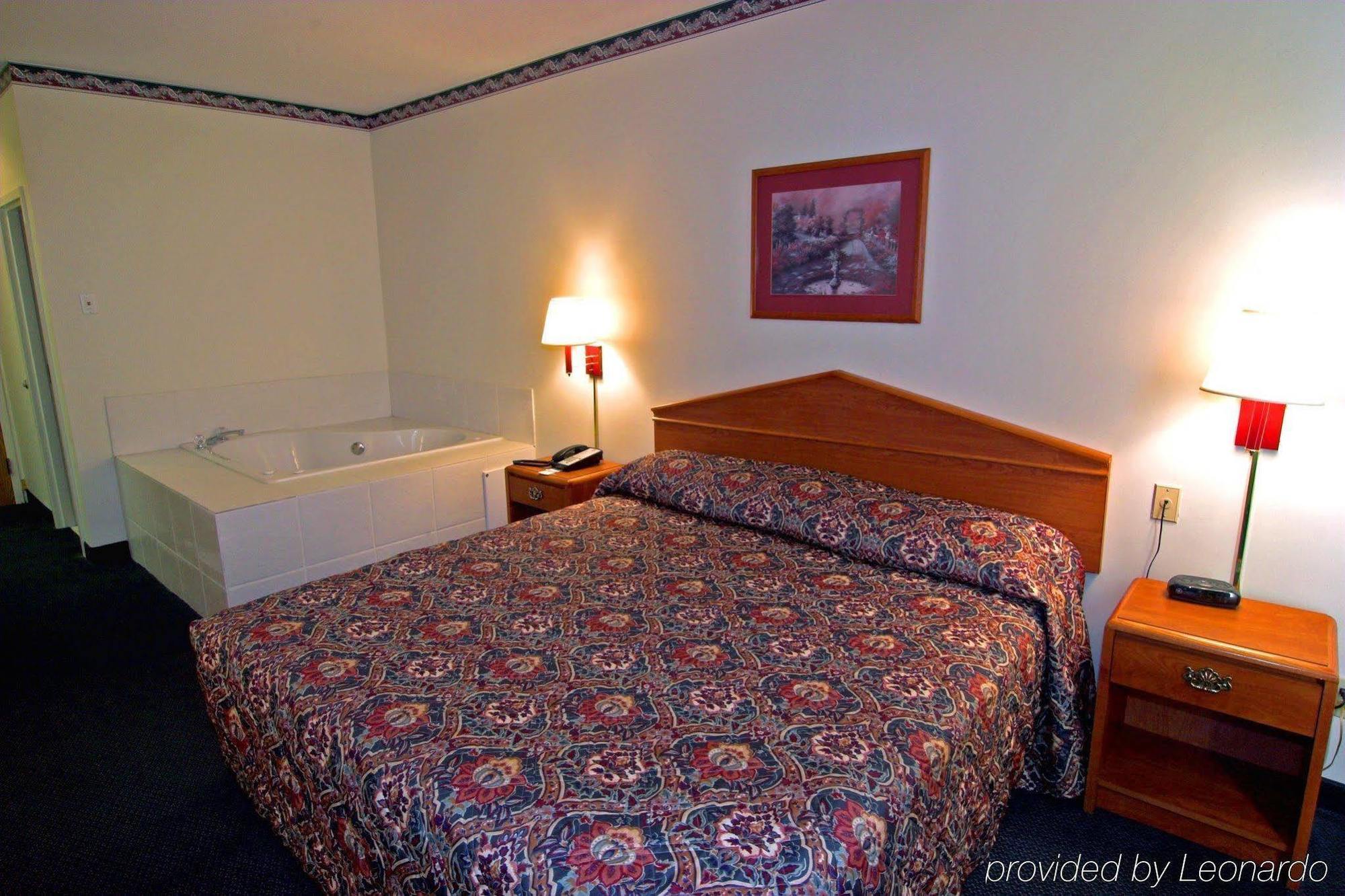 Baymont By Wyndham Adairsville Habitación foto